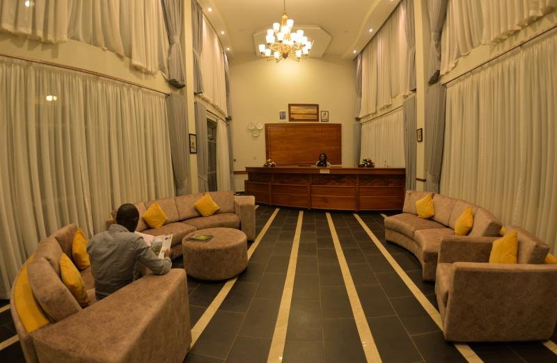 Reception & Lobby - Image 1